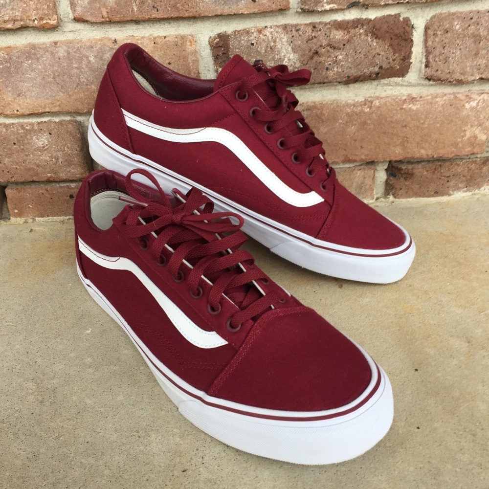 Maroon Vans, Woman’s size 6